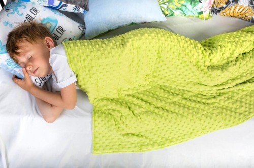 Kołdra obciążeniowa - zaproszenie do snu w objęciach relaksu. Jeśli szukasz sposobu na lepsze zasypianie i spokojniejszy sen, to właśnie znalazłeś. Sprawdź nasze wyjątkowe kołdry i poczuj różnicę w jakości snu już dzisiaj.